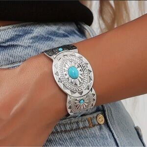 Boho Vintage Style Southwestern Silver-tone Turquoise Stone Bangle Cuff Bracelet